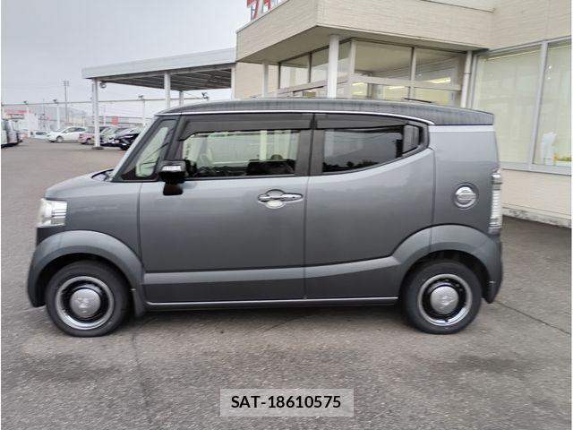Honda N BOX SLASH 2015-08 8881189-4