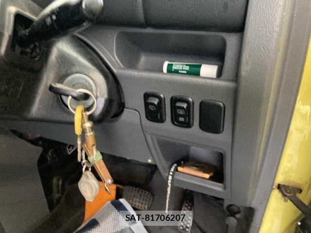 Daihatsu NAKED 2000-01 7726513-12