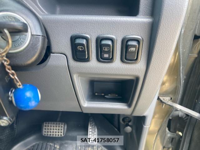 Daihatsu NAKED 2000-02 8209140-9