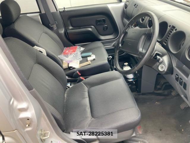 Daihatsu NAKED 2000-01 8881194-12