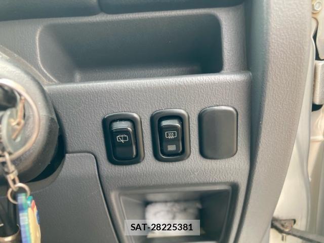 Daihatsu NAKED 2000-01 8881194-15