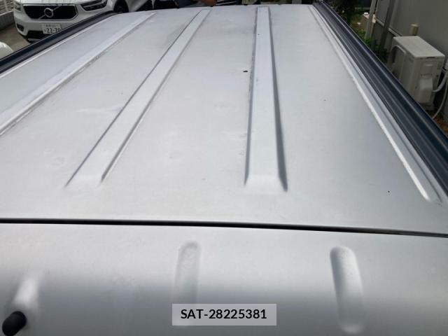 Daihatsu NAKED 2000-01 8881194-5