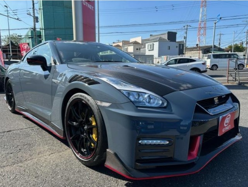 Nissan GT-R 2022-03 523597-5