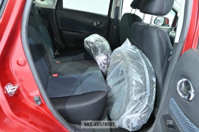 Nissan NOTE 2014-05 847228-5