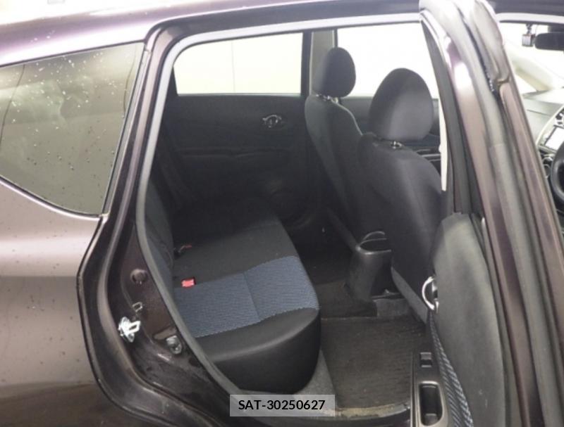 Nissan NOTE 2014-05 847229-6