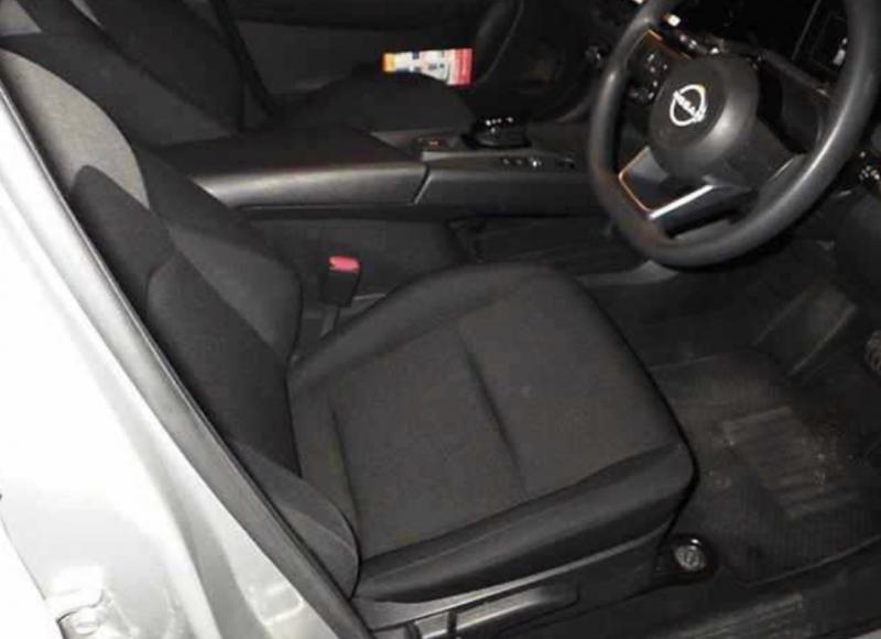 Nissan NOTE 2022-07 1030986-6