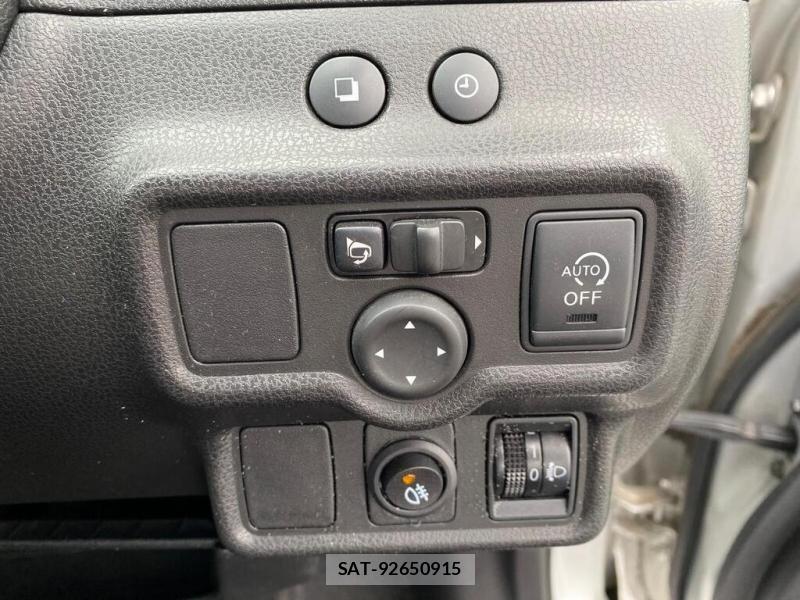 Nissan NOTE 2013 1401556-15