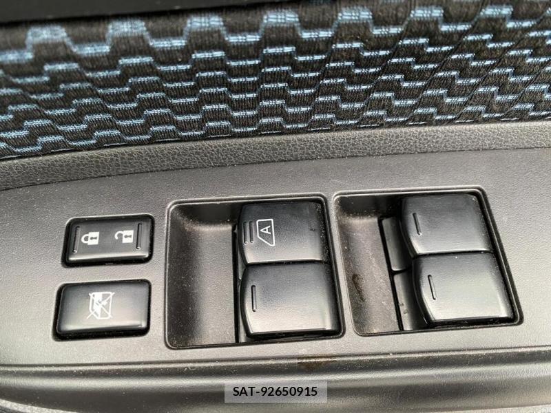 Nissan NOTE 2013 1401556-16