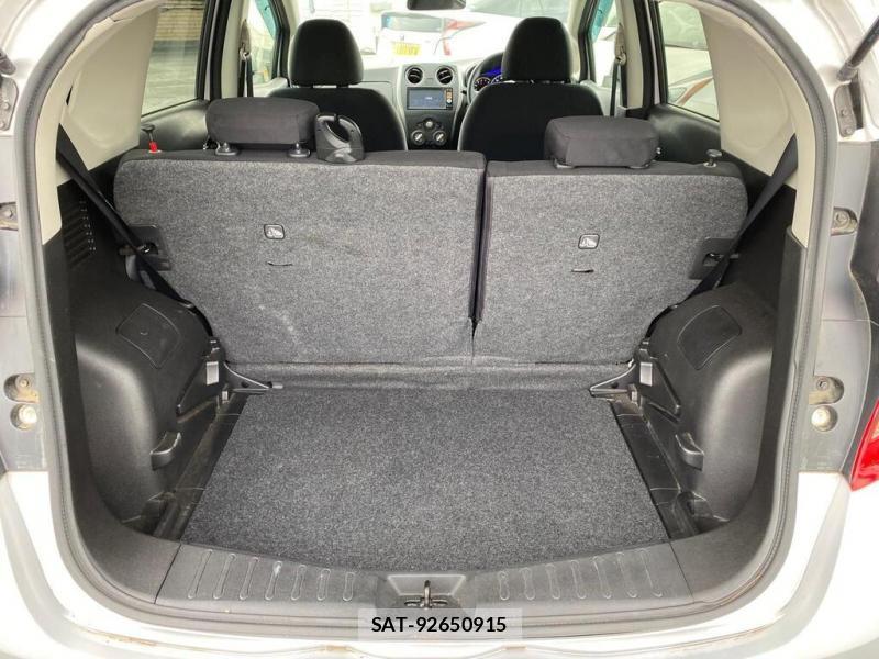 Nissan NOTE 2013 1401556-21