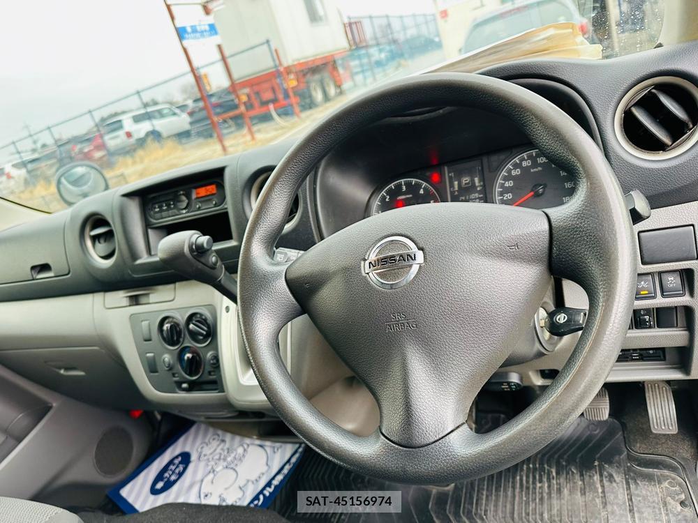 Nissan NV350 Caravan 2020 3546401-14