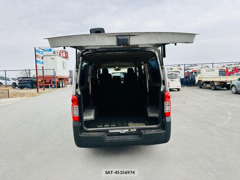Nissan NV350 Caravan 2020 3546401-25