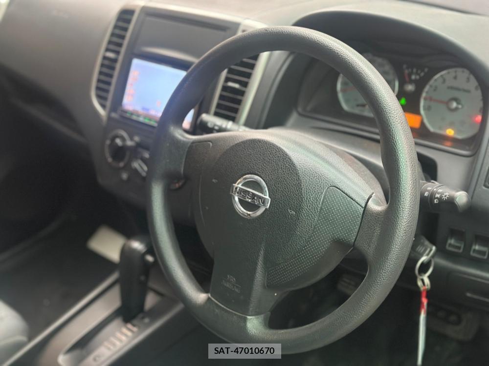 Nissan Wingroad 2010-08 438871-3