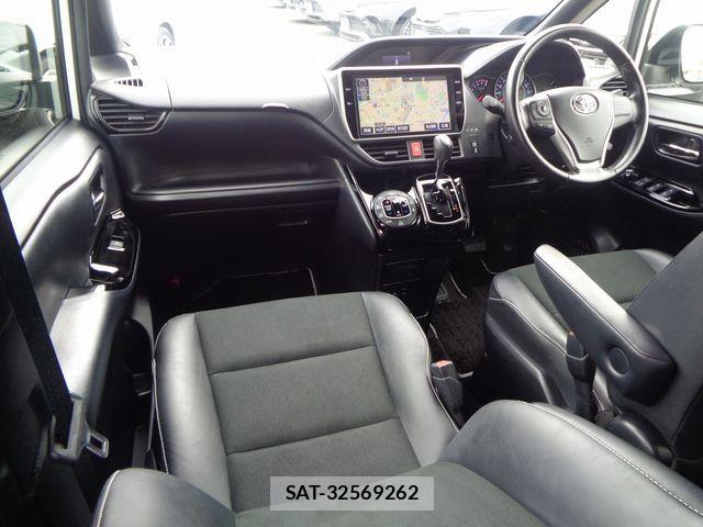 Toyota NOAH 2018-08 510002-10