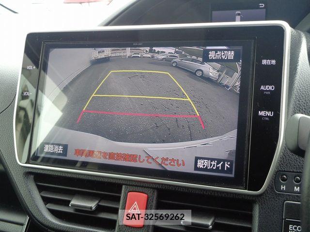 Toyota NOAH 2018-08 510002-12