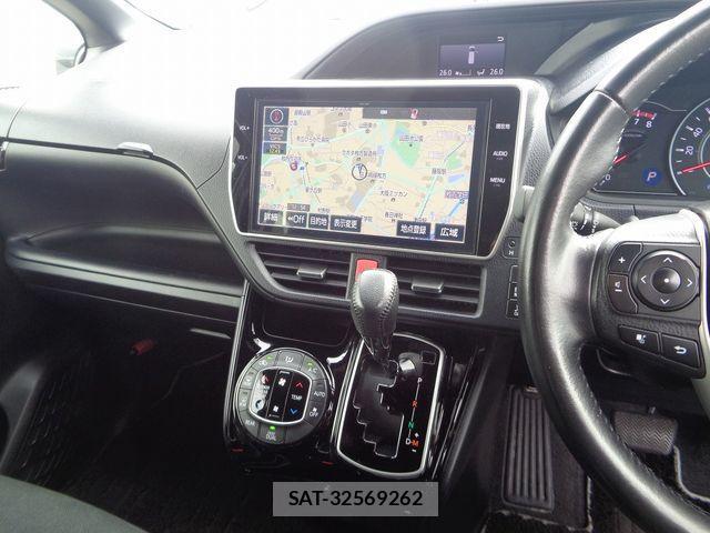 Toyota NOAH 2018-08 510002-13