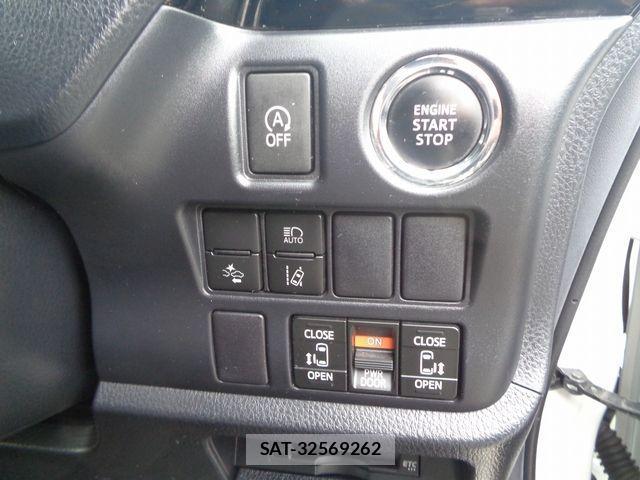 Toyota NOAH 2018-08 510002-18