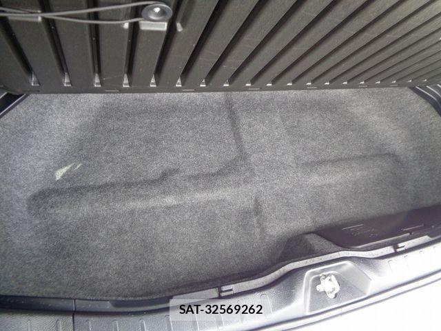 Toyota NOAH 2018-08 510002-25