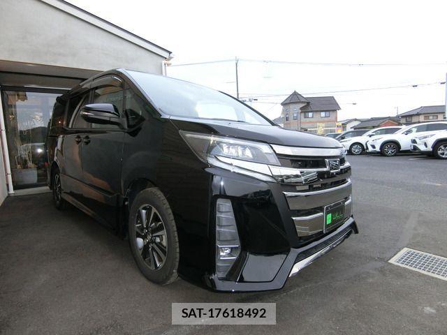 Toyota NOAH 2017-09 529979-13