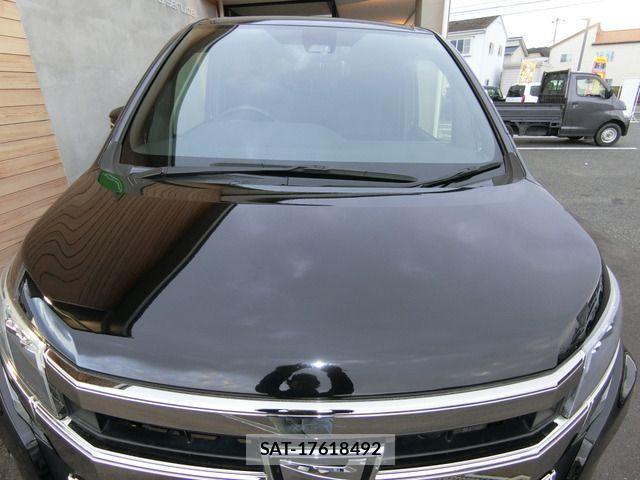 Toyota NOAH 2017-09 529979-6