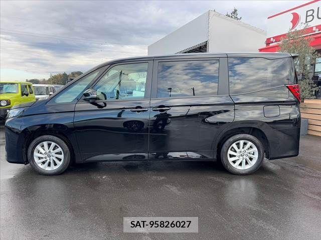 Toyota NOAH 2022-10 612909-10