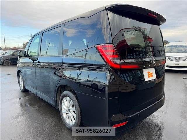 Toyota NOAH 2022-10 612909-14