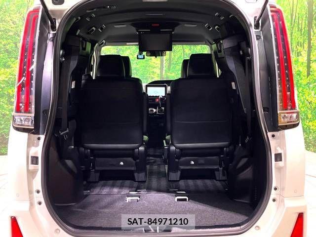 Toyota NOAH 2020-03 691084-11