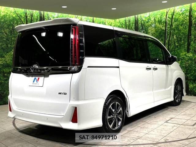 Toyota NOAH 2020-03 691084-18
