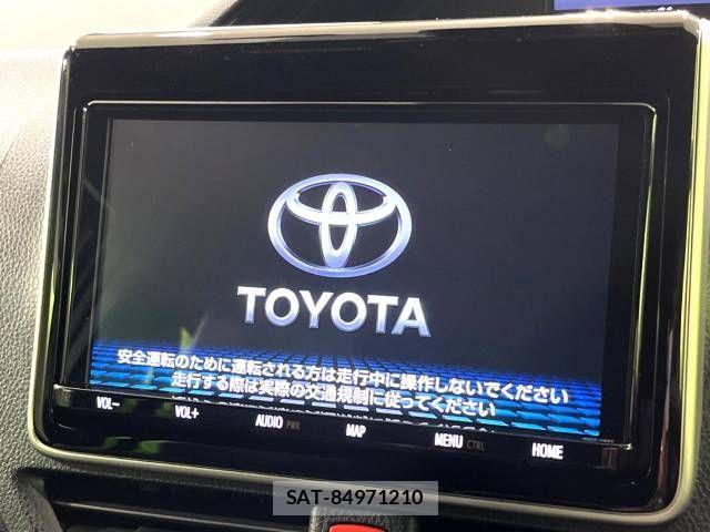 Toyota NOAH 2020-03 691084-2