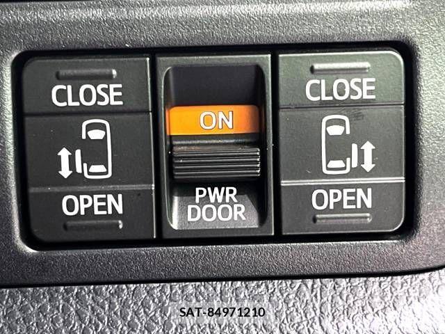 Toyota NOAH 2020-03 691084-4
