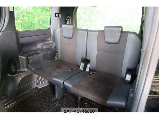 Toyota NOAH 2016-10 814759-25