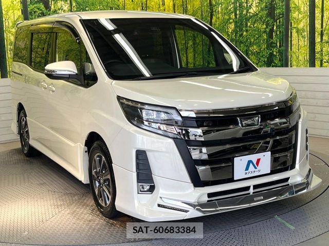 Toyota NOAH 2017-11 999771-17
