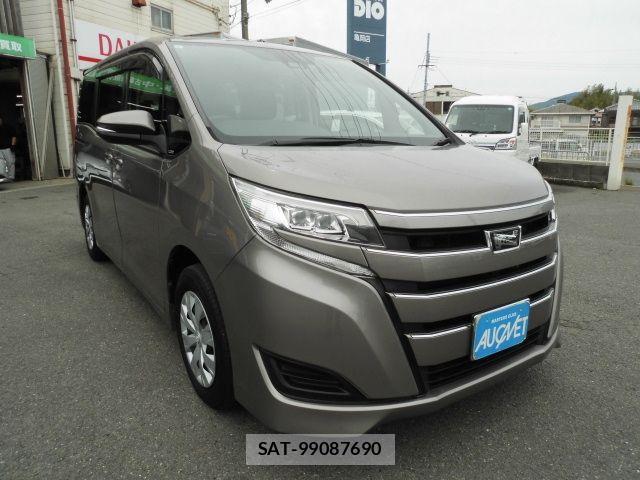 Toyota NOAH 2018-05 1017487-3