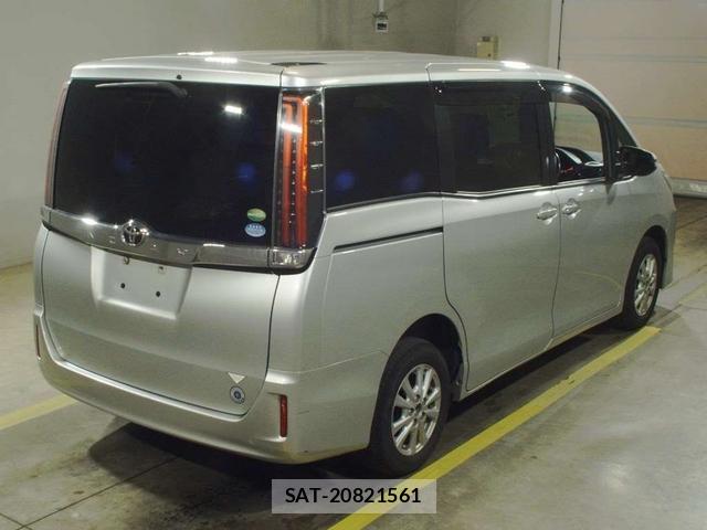 Toyota NOAH 2018 1218343-1