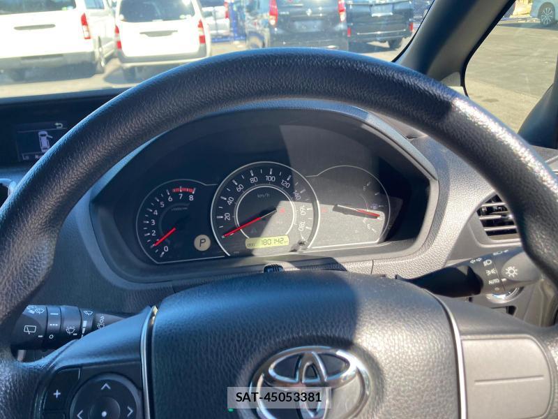 Toyota NOAH 2018 1289513-15