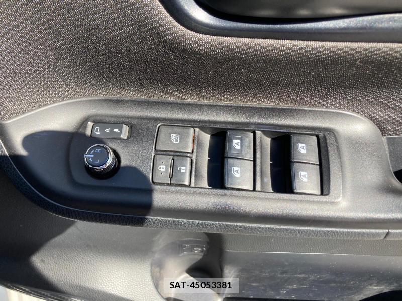 Toyota NOAH 2018 1289513-18