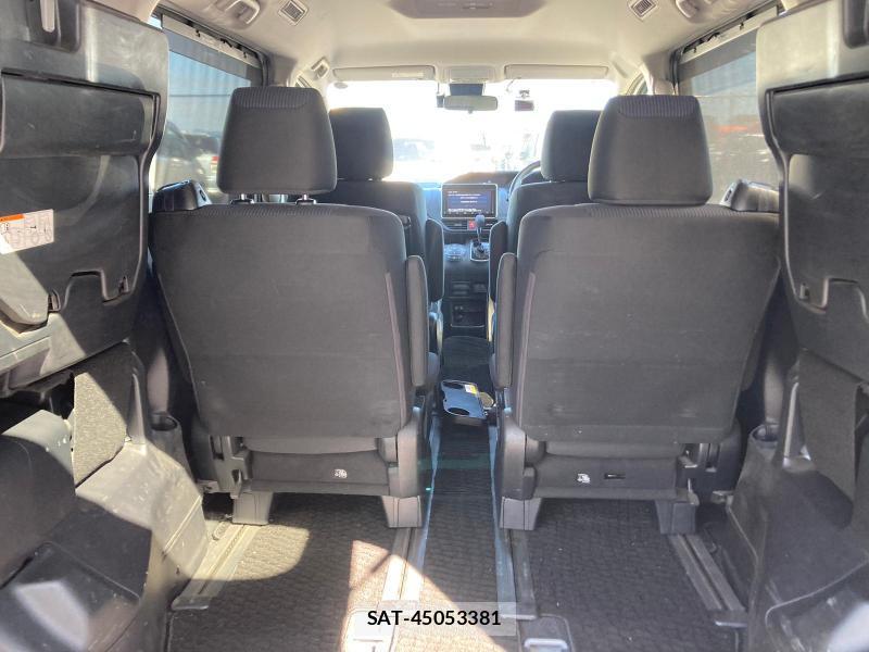 Toyota NOAH 2018 1289513-26