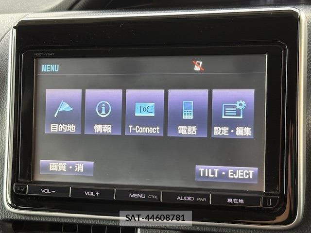 Toyota NOAH 2015-01 1303369-28