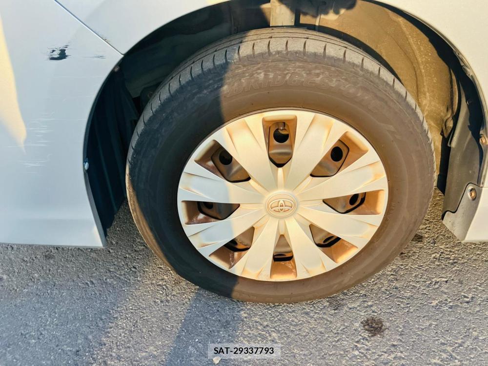 Toyota NOAH 2018 1230264-30