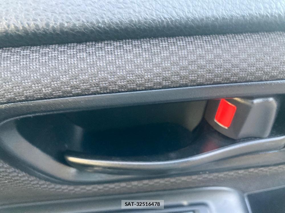 Toyota NOAH 2019-03 1329130-22
