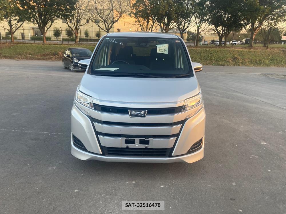 Toyota NOAH 2019-03 1329130-7