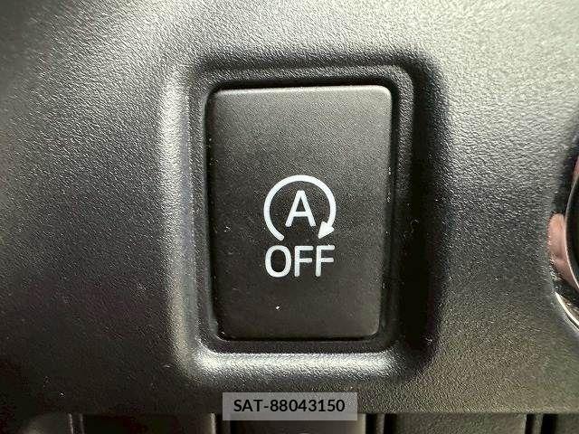 Toyota NOAH 2016-11 1347199-15