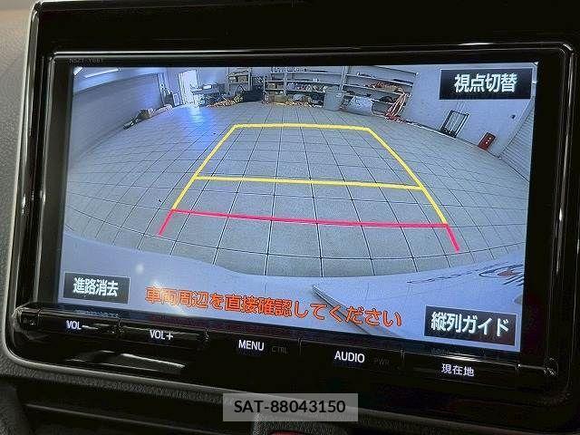 Toyota NOAH 2016-11 1347199-3