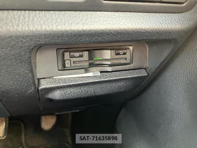 Toyota NOAH 2020-12 1314383-15