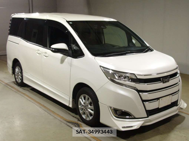 Toyota NOAH 2018 1347604-3
