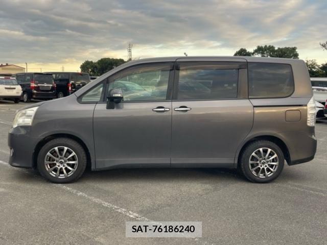 NOAH グレー Used Toyota Noah 2012 - Mini Van Petrol for Sale | $4,006 | SAT Japan