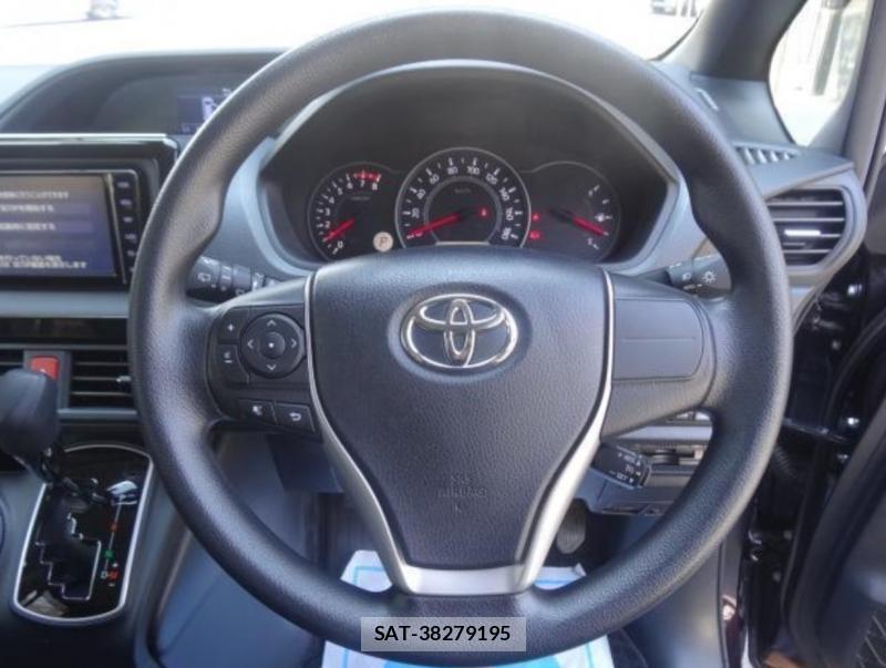 Toyota NOAH 2020 1679400-9