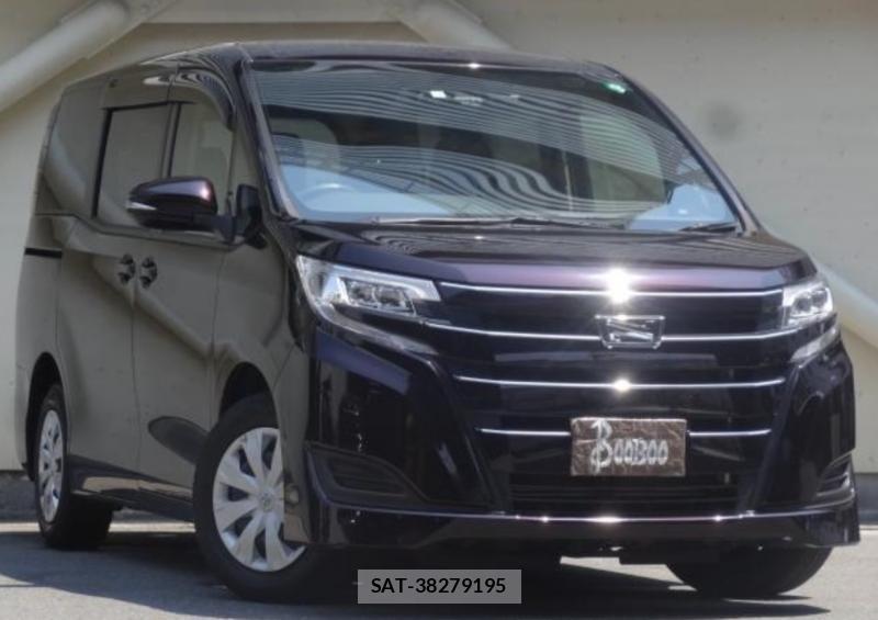 Toyota NOAH 2020 1679400-3