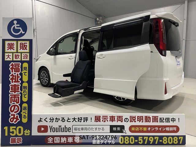 Toyota NOAH 2016-10 2249997-0