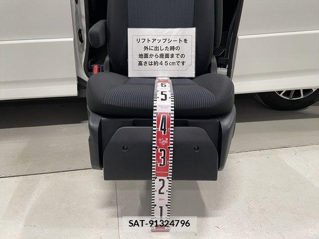 Toyota NOAH 2016-10 2249997-5