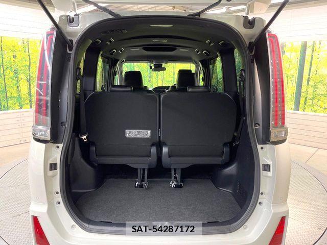 Toyota NOAH 2019-03 3381622-10